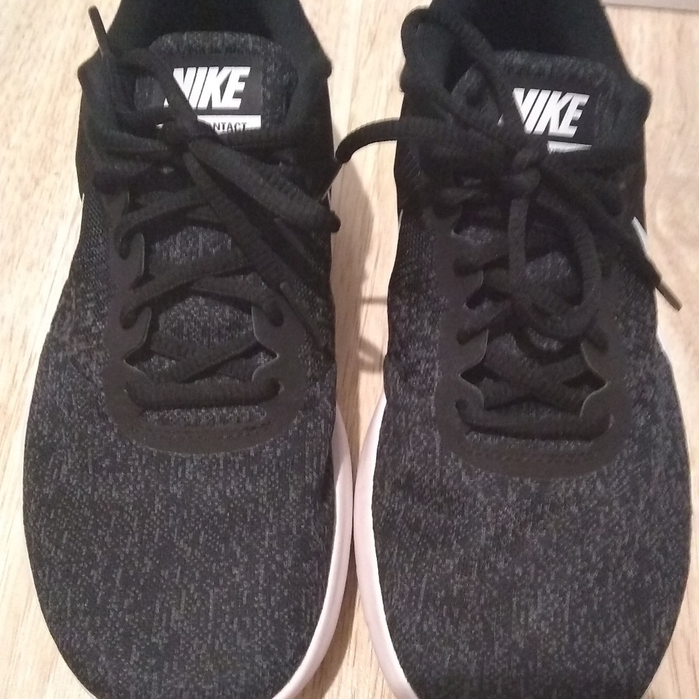 Nike - Picture 5 of 5